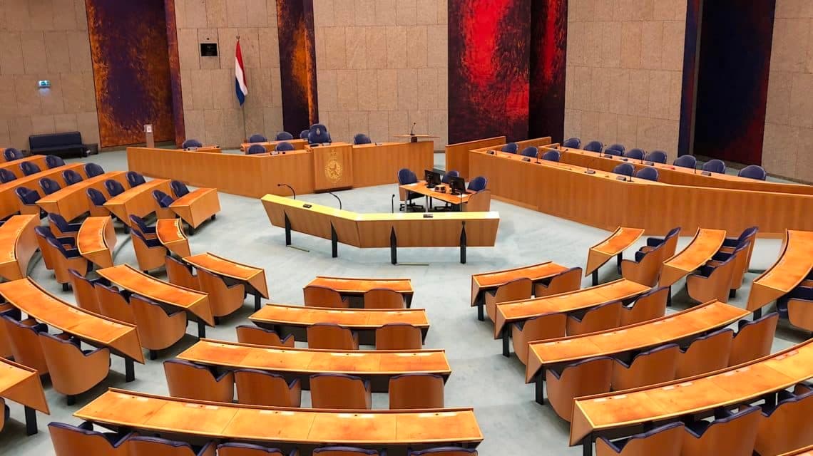 De plenaire zaal van de Tweede Kamer